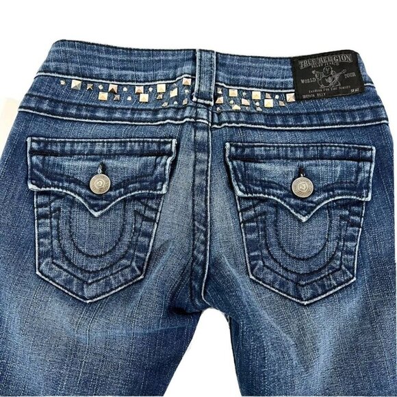 True Religion Billy Studded Rhinestone Flap Pocket Y2K Distressed Jeans Size 31 - Picture 5 of 15